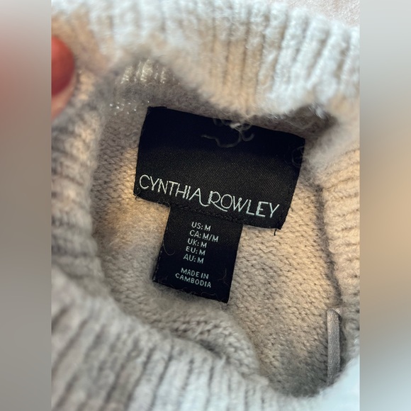 Cynthia Rowley turtle neck sweater - Picture 3 of 4
